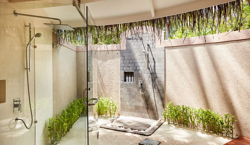 Sun Siyam Vilu Reef - Beach Villa Outdoor Shower
